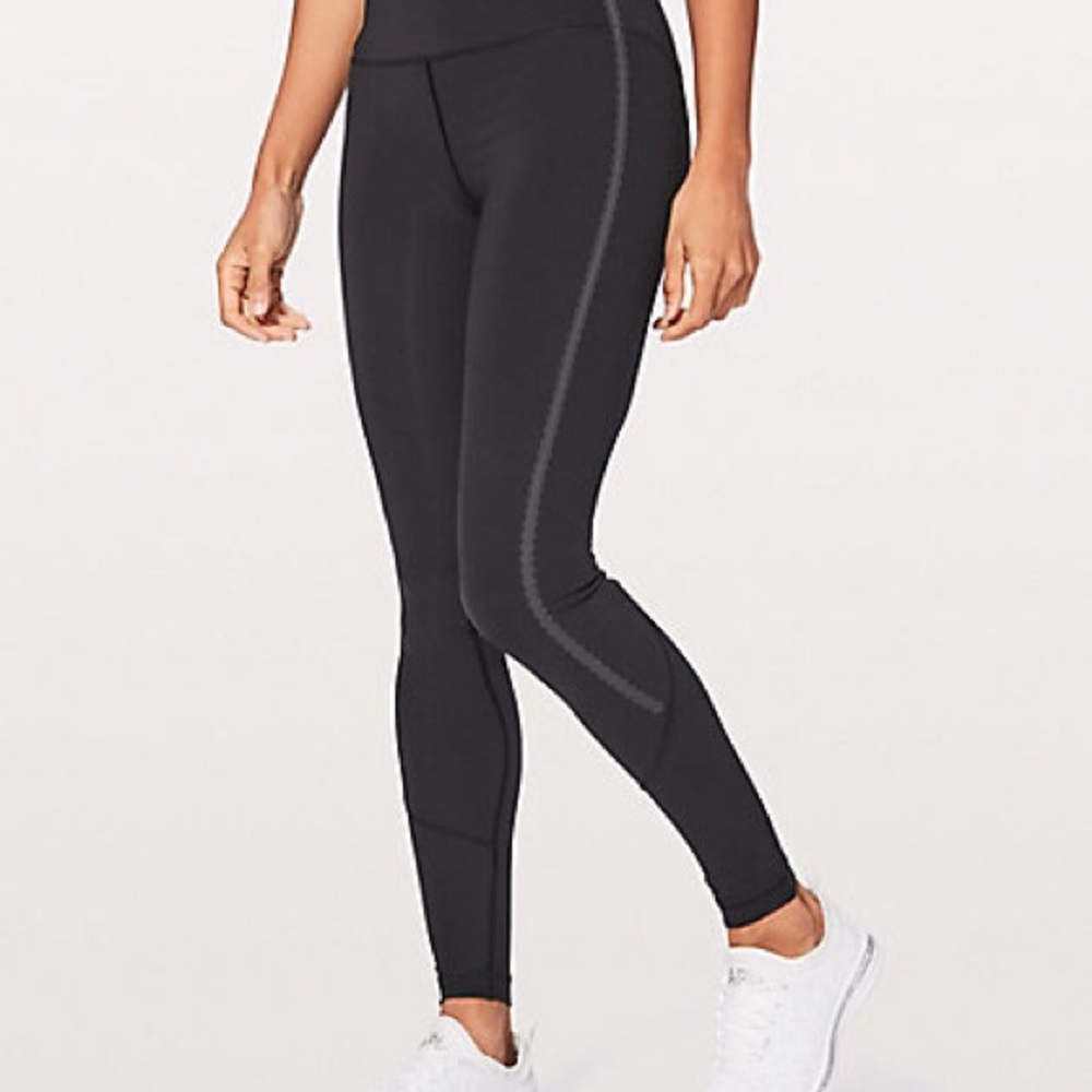 Lululemon Stop Drop and Squat Tight 28”